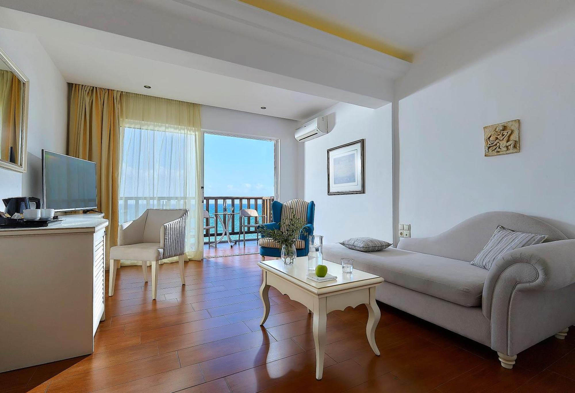 Alexander Beach Hotel & Village Resort Mália Kültér fotó